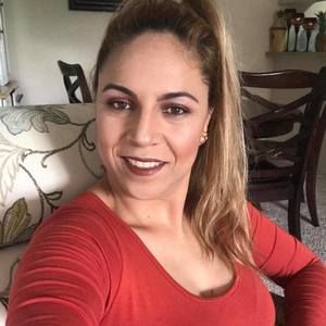 Meet your Posher, Iris